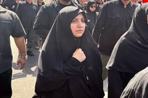 تشییع باشکوه رهبر شهید جلوه اتحاد مقدس ایرانیان است
