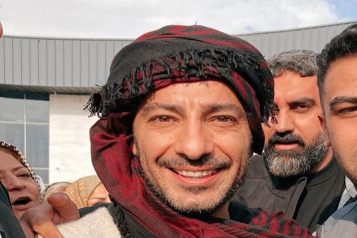 نوید محمدزاده