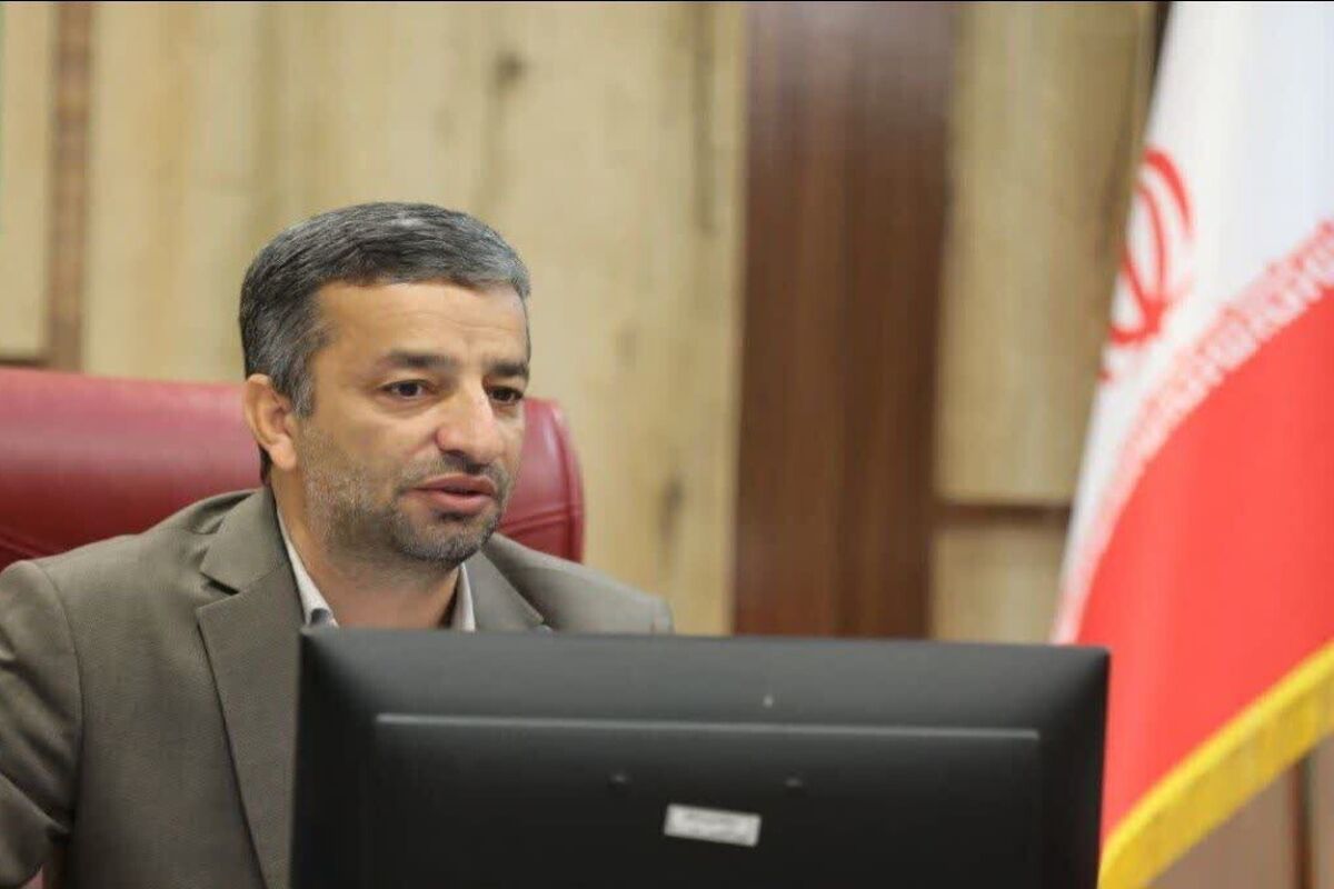 استاندارد.