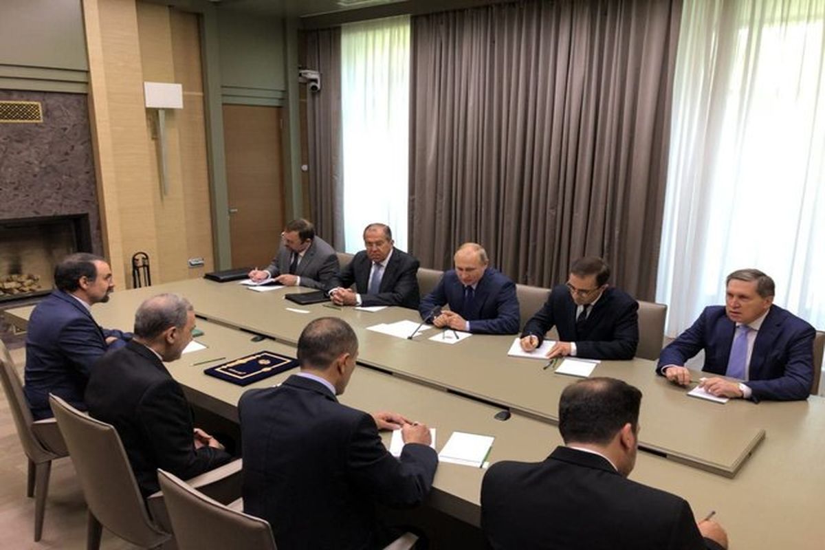 دیدار ولایتی و پوتین