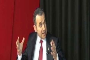 اردوغان باید با تروریست قطع همکاری کند