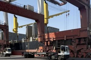 روال عادی فعالیت در پایانه بار بندرعباس و بندر شهید رجایی در استان هرمزگان برقرار است