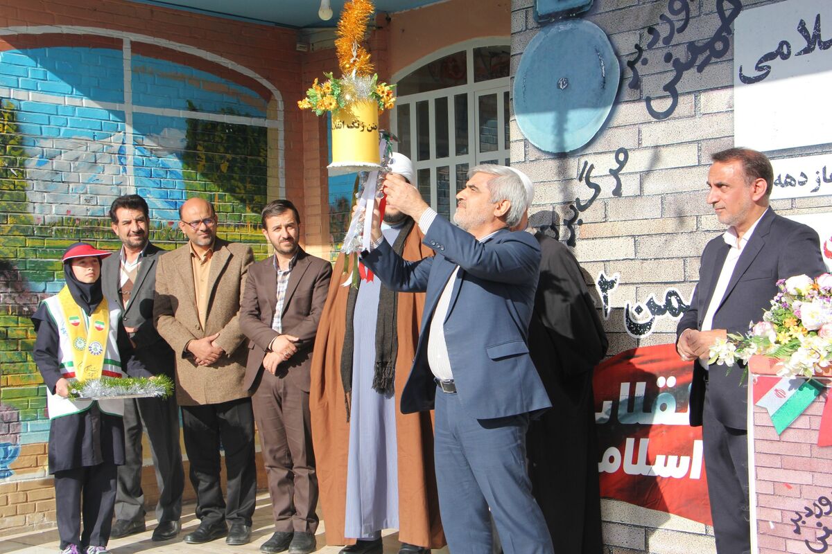 زنگ انقلاب+ مدارس فارس 