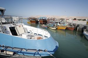 شرایط جوی، بندرهای چارک و آفتاب را تعطیل کرد