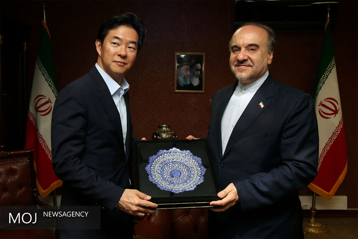 سلطانی فر وزیر ورزش و جوانان