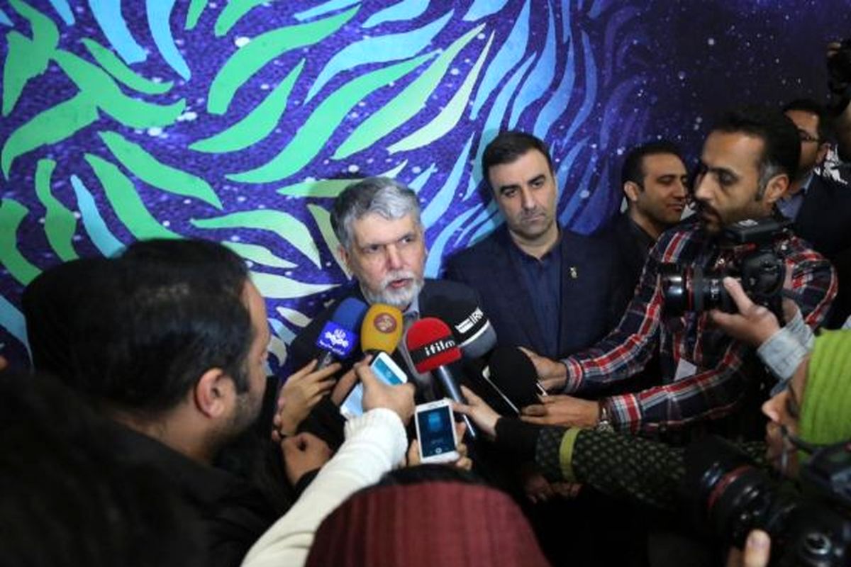 وزیر ارشاد در جمع خبرنگار در حاشیه سی و هشتمین جشنواره فیلم فجر