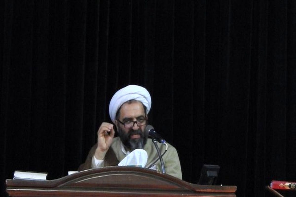 سروش محلاتی