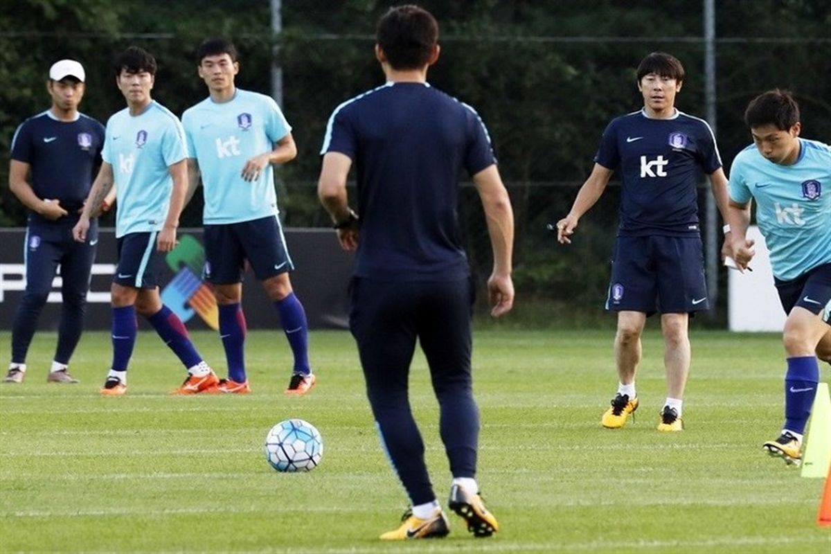 تمرین فوتبال کره جنوبی