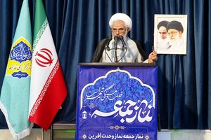 نیروهای دریایی ارتش و سپاه بارها در دریا آمریکا را تحقیر کردند 