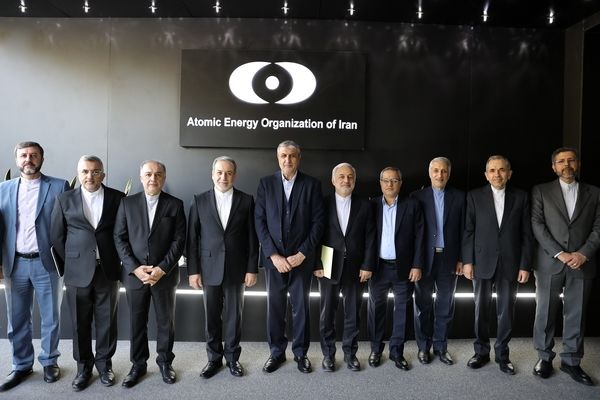 دیدار وزیر امور خارجه با مدیران ارشد صنعت هسته‌ای