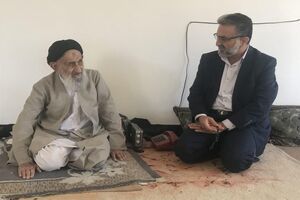 برقراری عدالت وظیفه مسئولان است