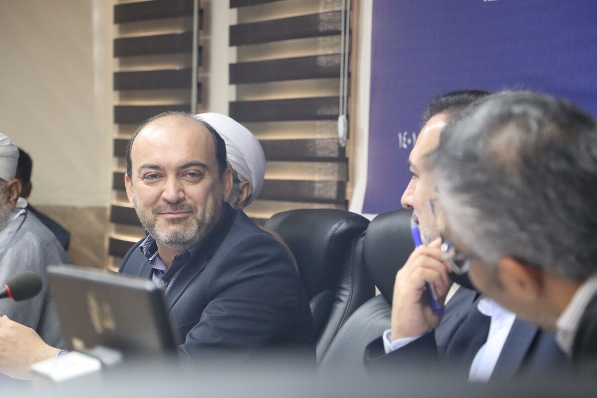 مناطق‌آزاد+حیاط خلوت+مهدی دوستی (2)