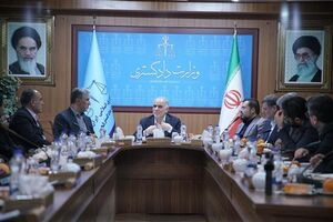 دیدار وزیر دادگستری با مجمع نمایندگان استان گلستان
