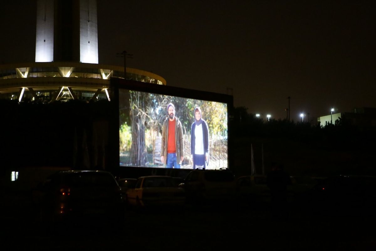 فیلم « جهان با من برقص » سروش صحت در طرح سینما ماشین