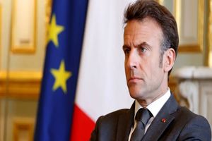 بن‌بست امانوئل مکرون در صحنه سیاسی فرانسه