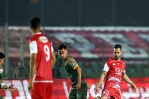 پرسپولیس سال جدید را با باخت شروع کرد / پرسپولیس 2 - شمس آذر 3