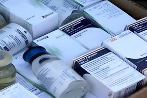 ضبط داروهای غیرمجاز به ارزش ۱۰ میلیارد ریال از یک واحد تجاری در شیراز 