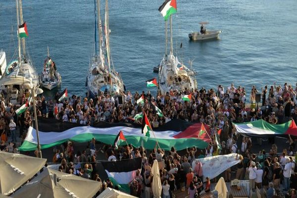 بزرگ‌ترین حرکت بین‌المللی «ناوگان صمود» برای شکستن محاصره غزه آغاز شد