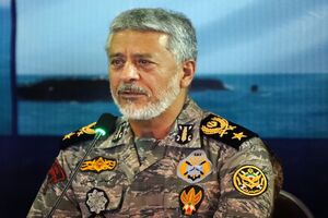 خلبان شهید مصطفوی متعهد، متخصص و الگو بود