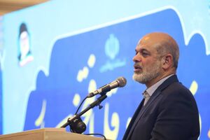 دشمن برای شرکت نکردن مردم در انتخابات به هر ابزاری متوسل شده است