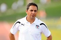 ثبت قرارداد سرمربی تیم ذوب آهن در هیات فوتبال اصفهان