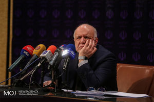 زنگنه درخواست استعفا داده است/ امیدوارم استعفای زنگنه پذیرفته شود