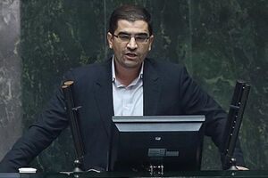 صدا و سیما در مقابل قانون منع به کارگیری بازنشستگان مقاومت می کند/ بنیاد مستضعفان و کمیته امداد صد در صد قانون را اجرا کردند