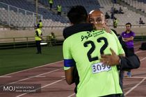 دیدار تیم های فوتبال استقلال تهران و ذوب‌آهن اصفهان