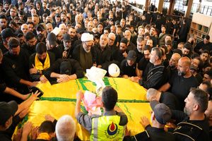 تشییع پیکر محافظ سید حسن نصرالله در بیروت + فیلم