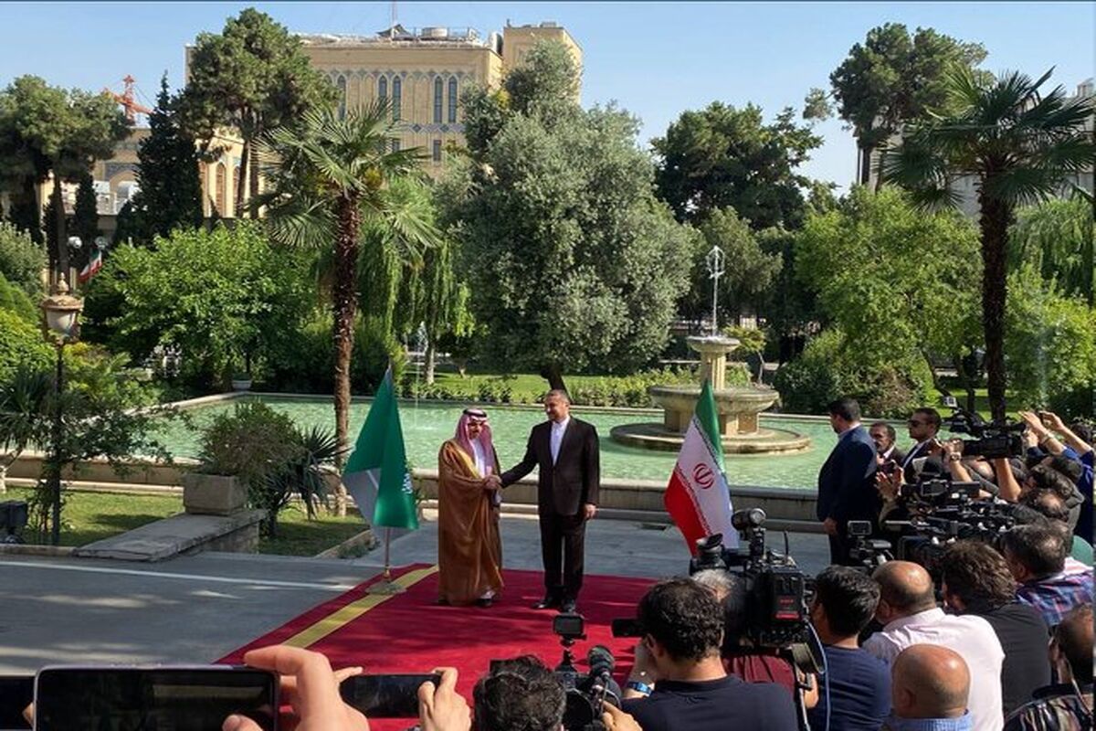 وزیر خارجه عربستان در ایران