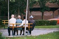 سن بازنشستگی بر اساس لایحه بودجه ۲ سال زیاد می‌شود