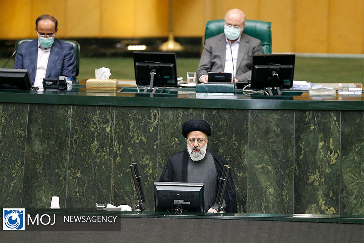 تقدیم لایحه بودجه سال 1401به مجلس توسط رییس جمهوری