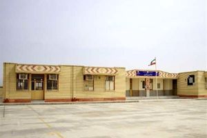 بازسازی ۵ مدرسه و برچیده شدن تعدادی از مدارس سنگی در برنامه بنیاد علوی قرار دارد