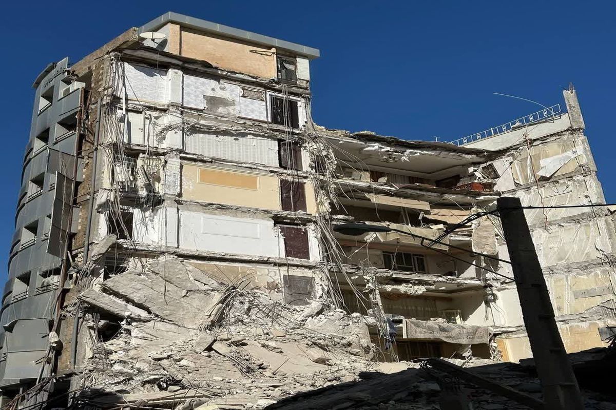 ریزش ساختمان 