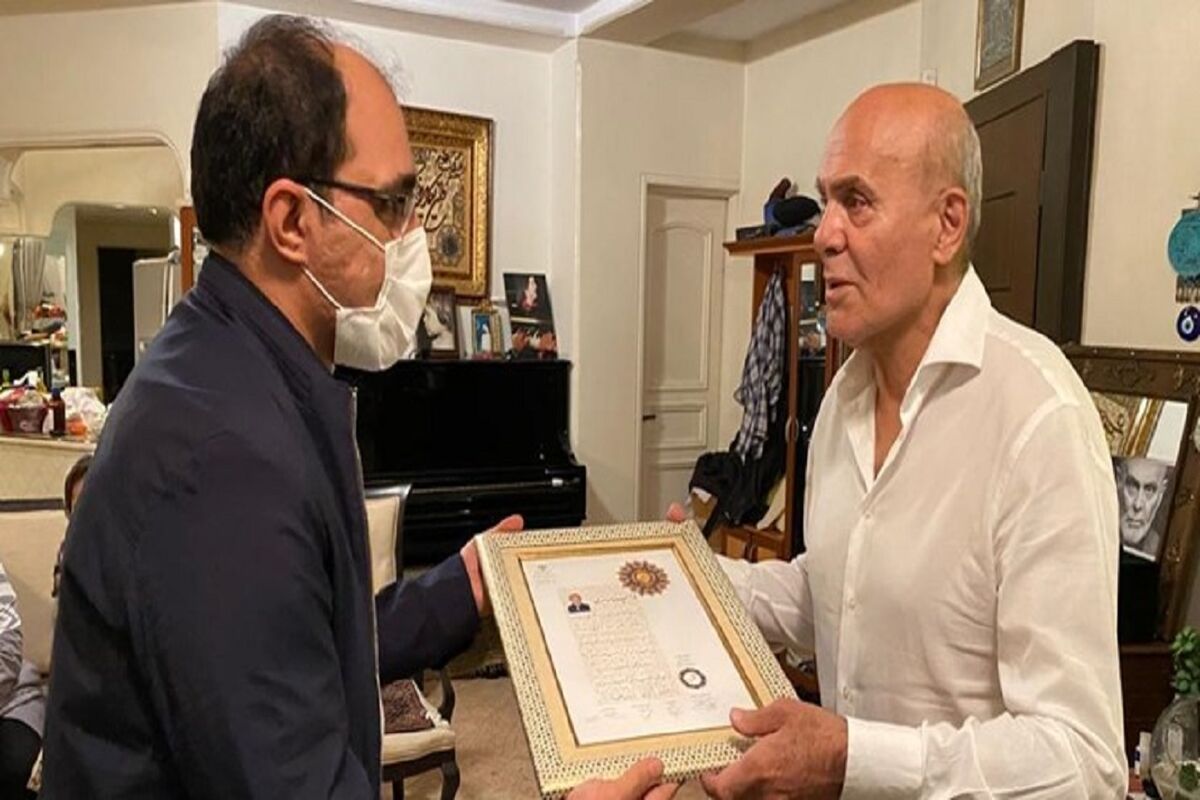 جمشید هاشم پور