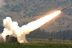 استفاده از موشک‌های نقطه زن، نشان از قدرت برتر نظامی ایران است