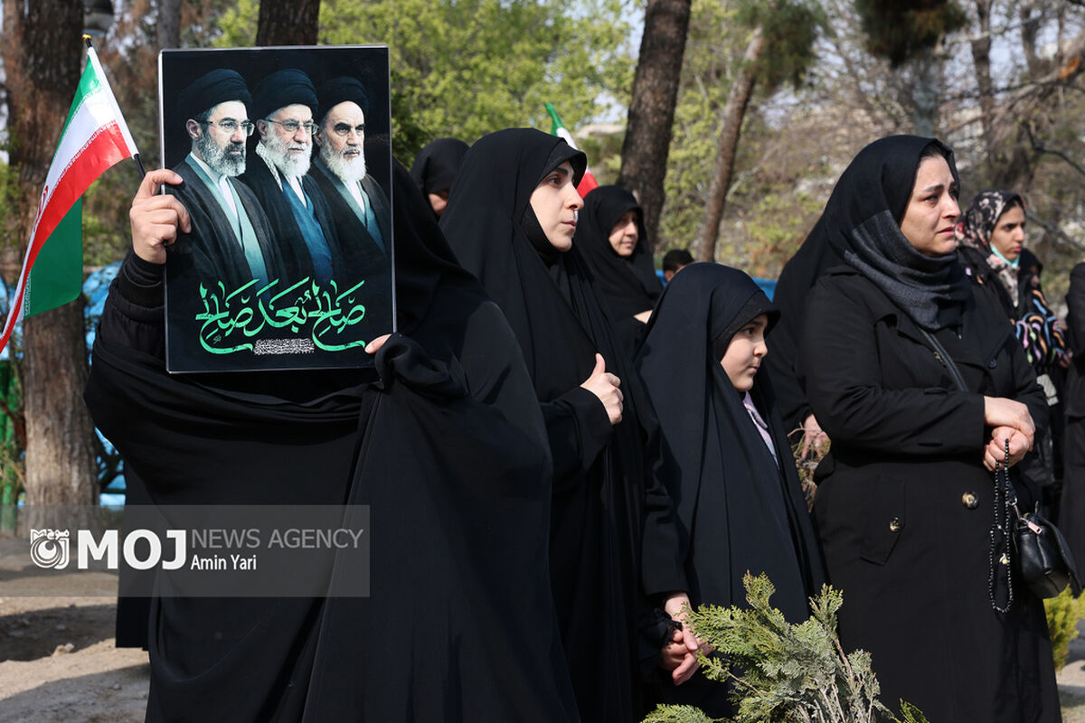 تجمع بزرگ هم‌عهدی‌ نوجوانان با رهبری معظم انقلاب اسلامی