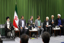 حاشیه دیدار رمضانی شاعران با رهبر معظم انقلاب اسلامی