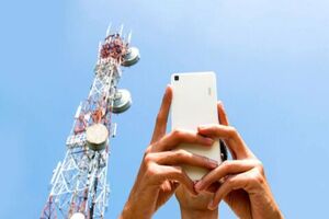 تلاش شبانه‌روزی برای برقراری دوباره ارتباطات تلفنی هرمزگان