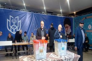 معاون امنیتی وزیر کشور دولت روحانی رأی خود را به صندوق انداخت