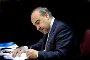 اجاره بها اماکن ورزشی تا پایان سال جاری از مستاجرین اخذ نشود