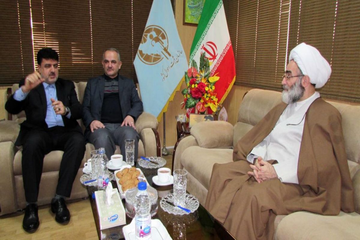 آیت‌الله فلاحتی در بازدید از اداره کل ثبت احوال گیلان1