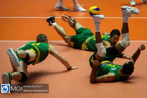 دیدار تیم های ملی والیبال فرانسه و استرالیا