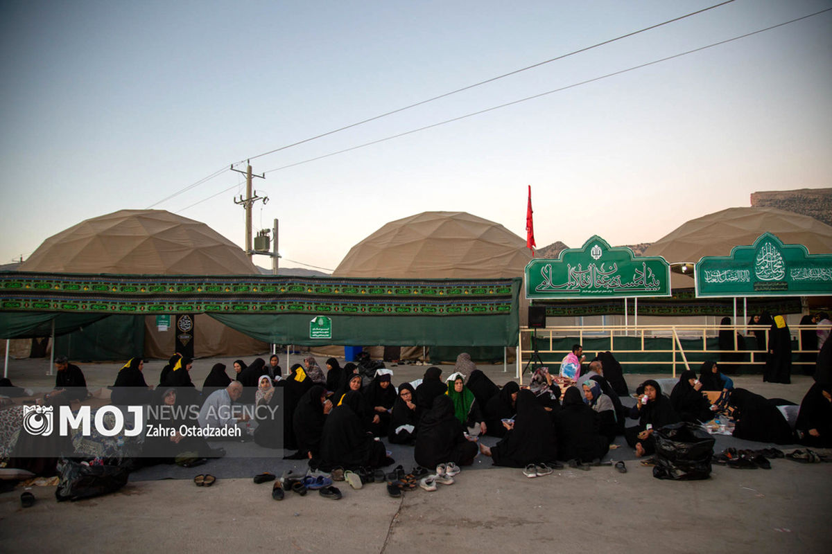 موکب ايلام؛ميزبان زائران حسيني