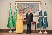 وزیران خارجه پاکستان و عربستان بر لزوم کاهش تنش در منطقه تاکید کردند