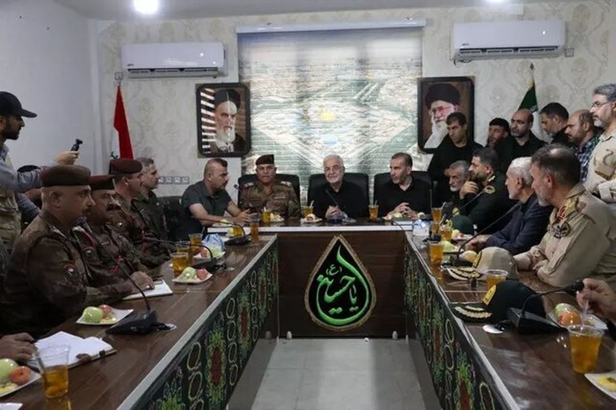 وزیر کشور در جلسه با مسئولان مرزی ایران و عراق