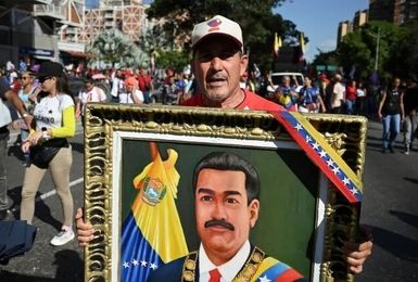 فریاد هزاران ونزوئلایی برای آزادی و بازگشت مادورو