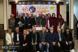 جشن تولد هنرمندان پیشکسوت متولد دی ماه