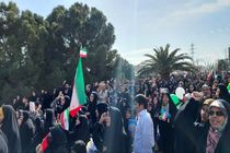 ملت ایران جمهوری اسلامی را برگزید و پای انتخاب خود ایستاد