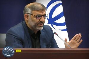 استبداد و اختناق فکری در نظام اسلامی وجود ندارد/ سیاست ما جذب است نه جبر